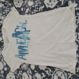 American Eagle tee